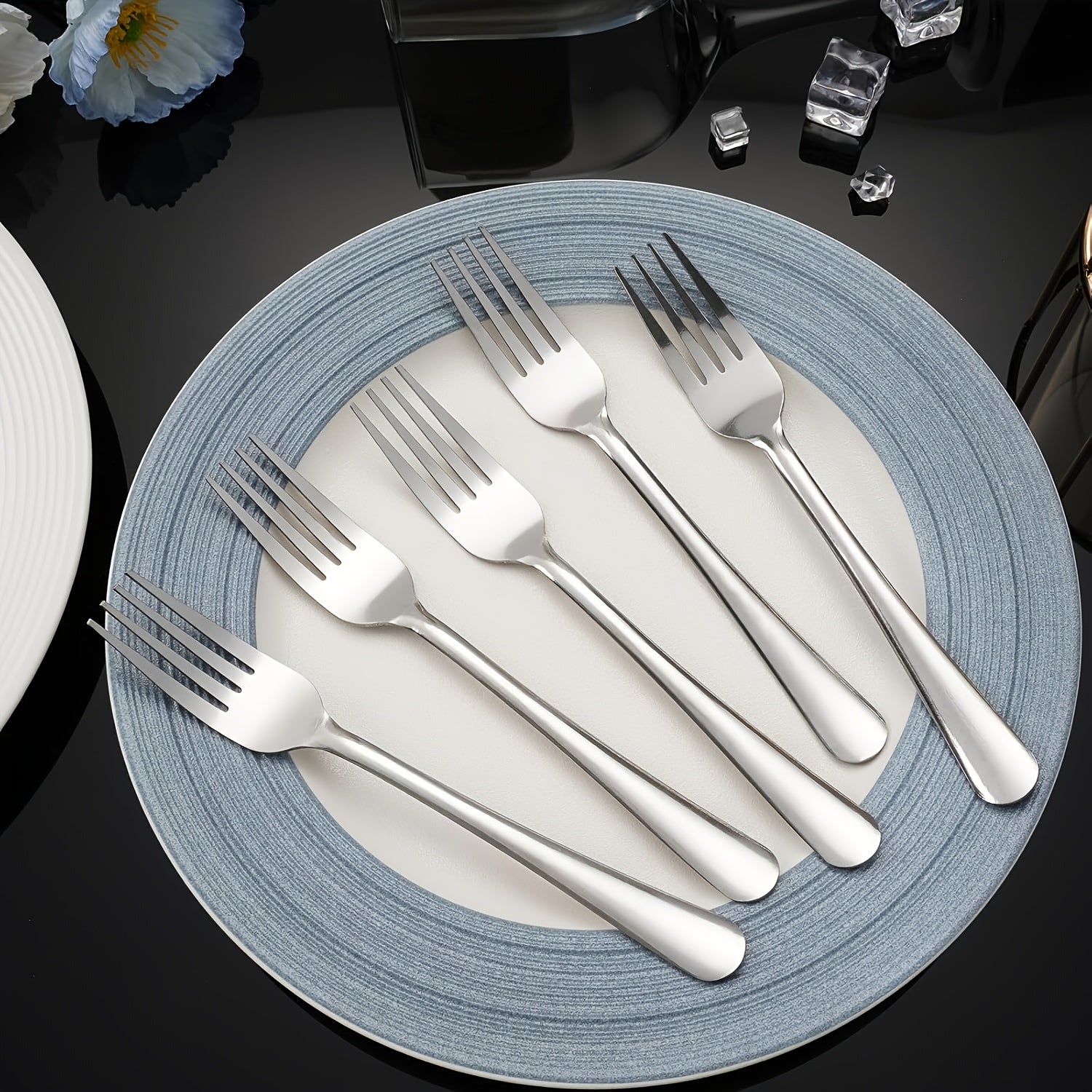 8\u002F12pcs Dinner Fork Set, 8.2-Inch Stainless Steel Table Forks, Metal Forks, Suitable for Home, Kitchen Or Restaurant Use, Mirror Polished, Dishwasher Safe